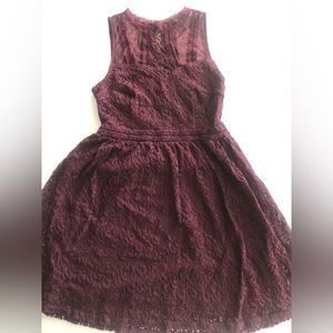 Forever 21 Lace Dress MAROON/BURGUNDY high neck, sheer & lace Size Small